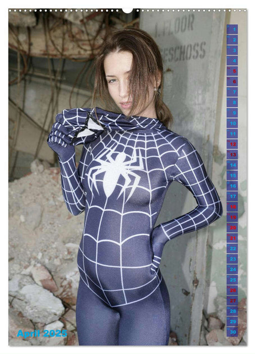 Superheroes Cosplay Girls (CALVENDO Premium Wandkalender 2025)