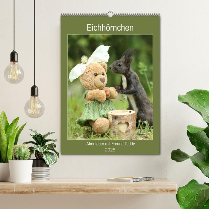 Eichhörnchen - Abenteuer mit Freund Teddy (CALVENDO Wandkalender 2025)