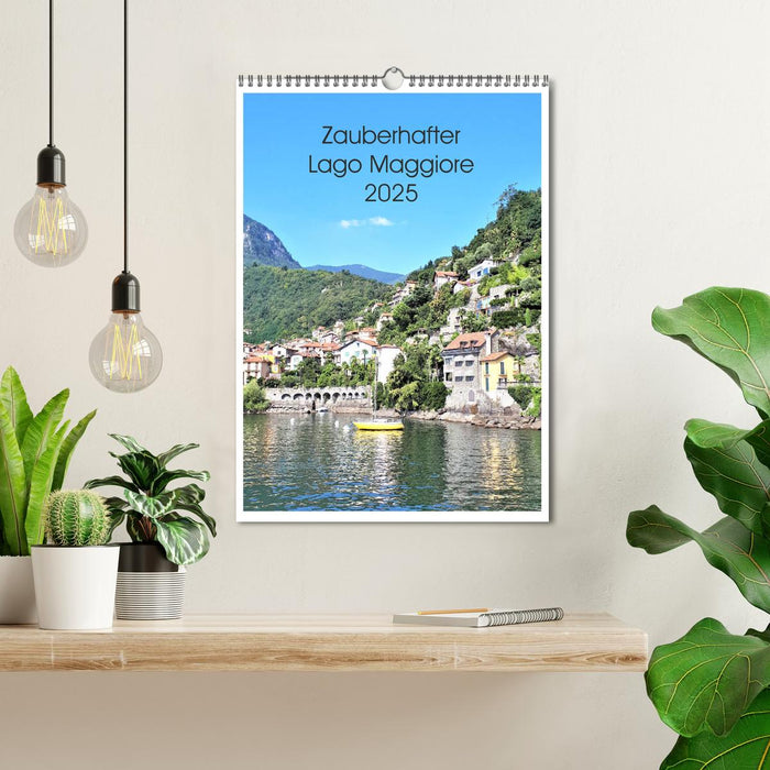 Zauberhafter Lago Maggiore (CALVENDO Wandkalender 2025)