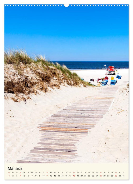 LANGEOOG Strandspaziergang (CALVENDO Wandkalender 2025)