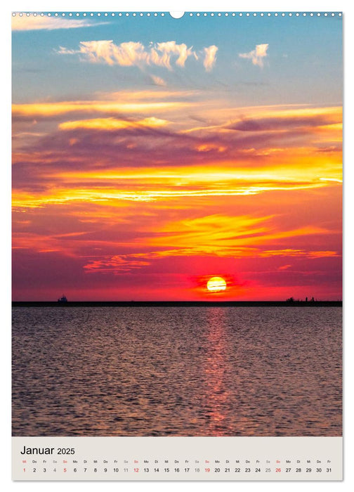 Borkum Strandspaziergang (CALVENDO Wandkalender 2025)