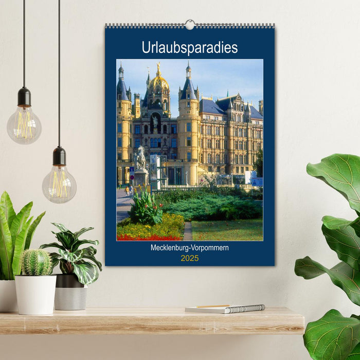 Urlaubsparadies Mecklenburg-Vorpommern (CALVENDO Wandkalender 2025)