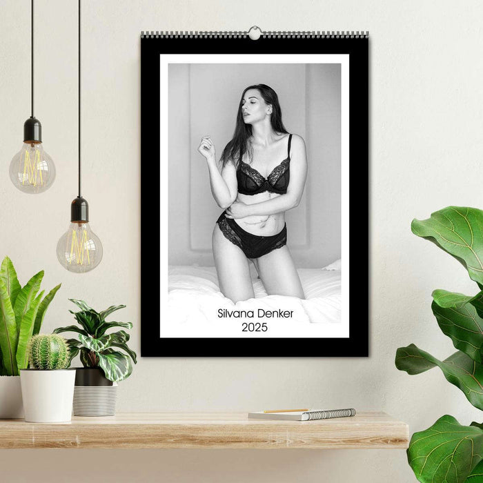 Curvy Model Silvana Denker (CALVENDO Wandkalender 2025)