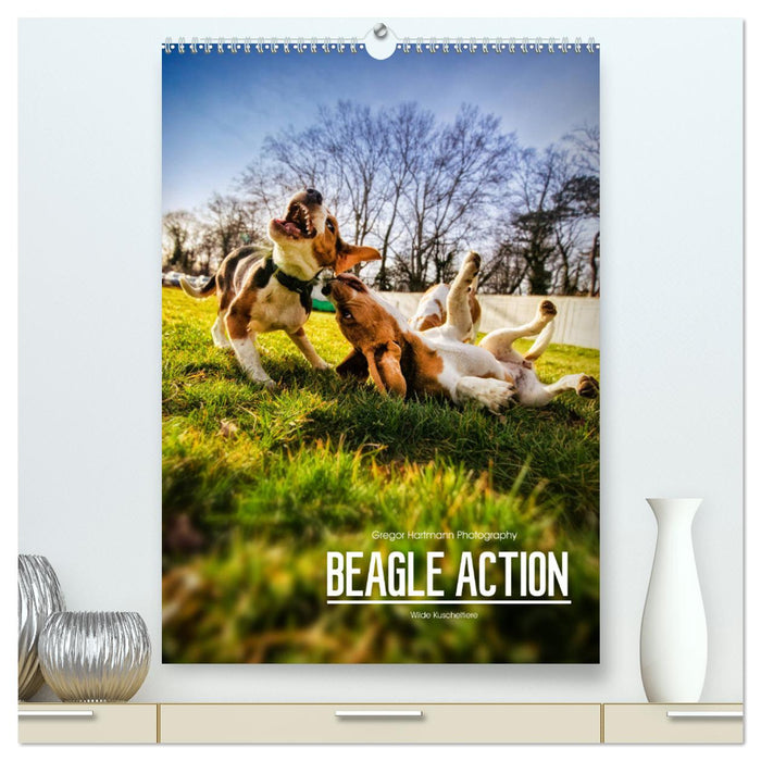 Beagle Action - Wilde Kuscheltiere (CALVENDO Premium Wandkalender 2025)