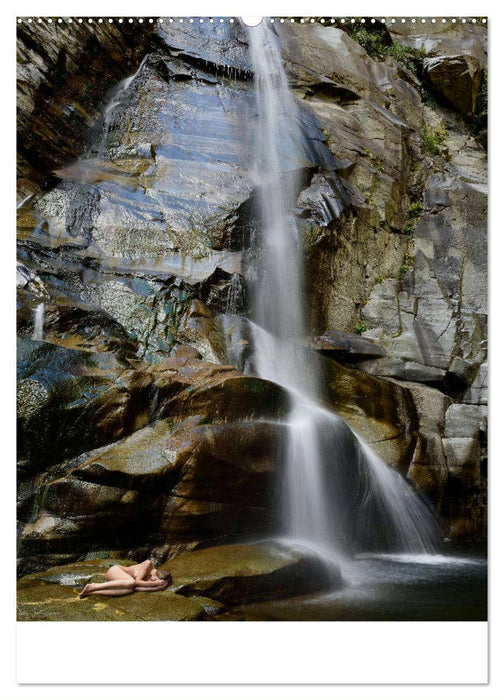 Wasserfälle im Tessin - Aktaufnahmen an schönen Wasserfällen in der Südschweiz (CALVENDO Premium Wandkalender 2025)