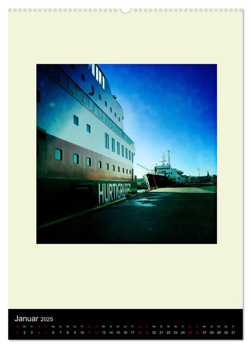Mit der MS Lofoten zum Nordkap (CALVENDO Premium Wandkalender 2025)