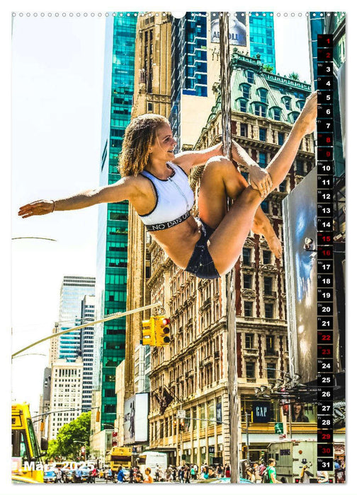 Poledance auf New Yorks Straßen (CALVENDO Wandkalender 2025)