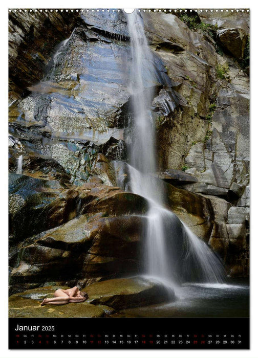 Wasserfälle im Tessin - Aktaufnahmen an schönen Wasserfällen in der Südschweiz (CALVENDO Wandkalender 2025)