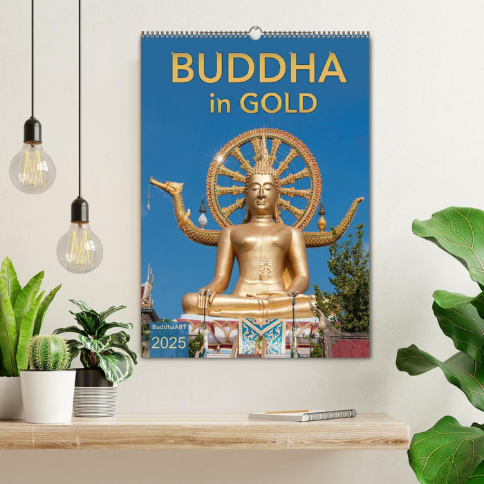 BUDDHA in GOLD (CALVENDO Wandkalender 2025)