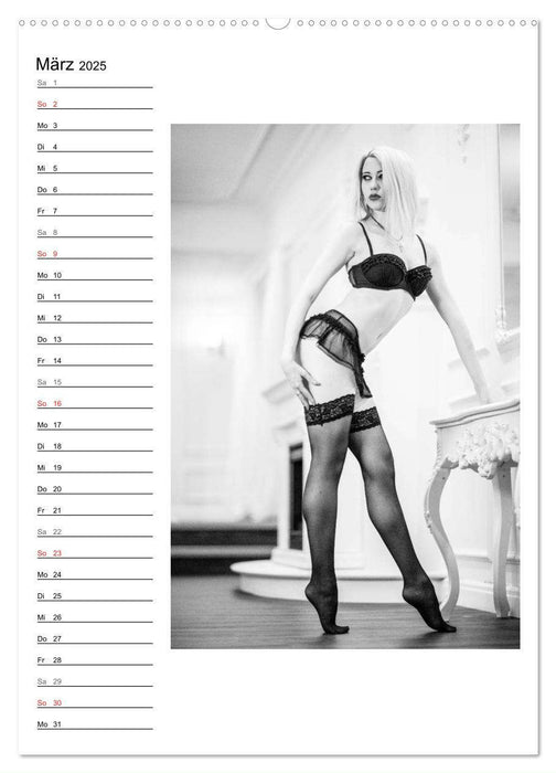 Mode in schwarz und weiß (CALVENDO Premium Wandkalender 2025)