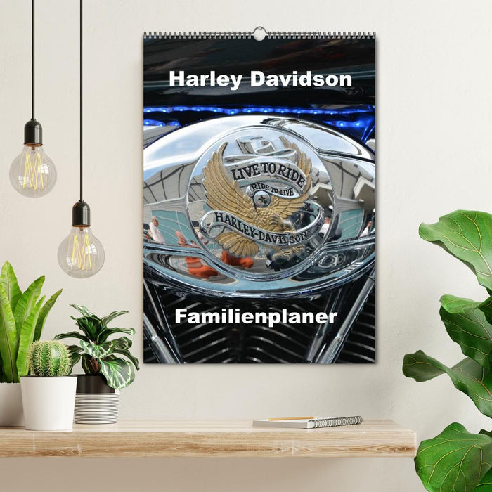 Harley Davidson Familienplaner (CALVENDO Wandkalender 2025)