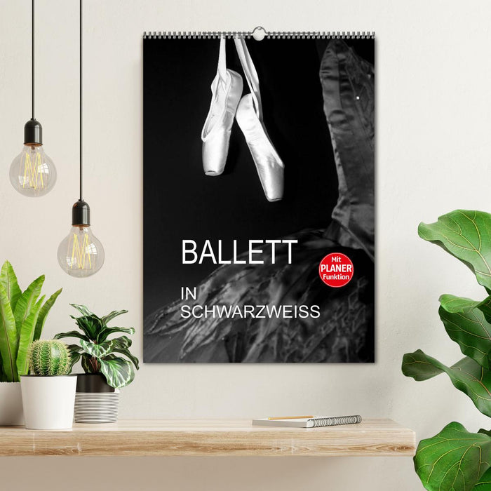 Ballett in Schwarzweiss (CALVENDO Wandkalender 2025)