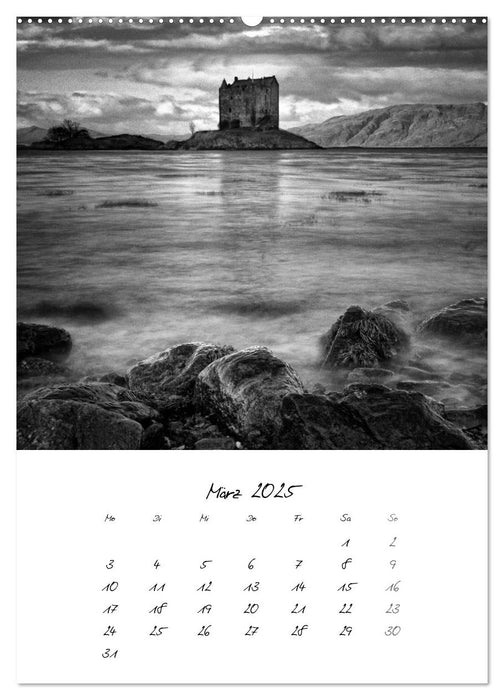 Schottland Monochrom (CALVENDO Premium Wandkalender 2025)