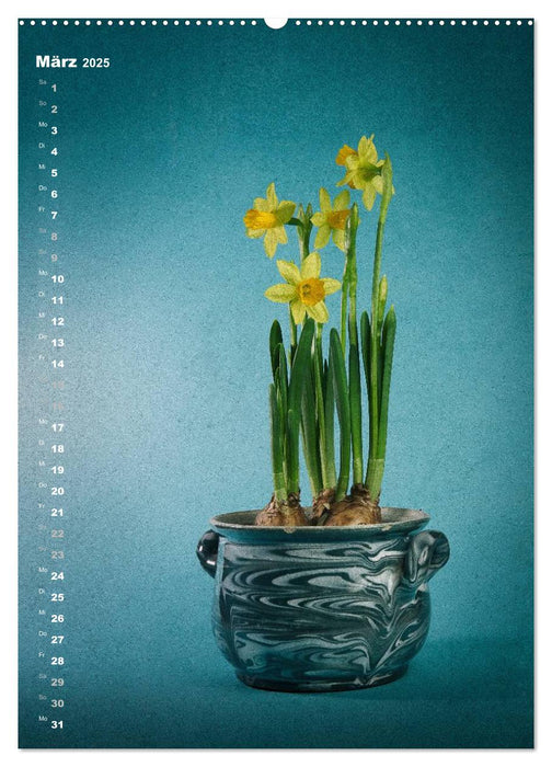 Blumenschmuck in Bunzlau Keramik (CALVENDO Premium Wandkalender 2025)