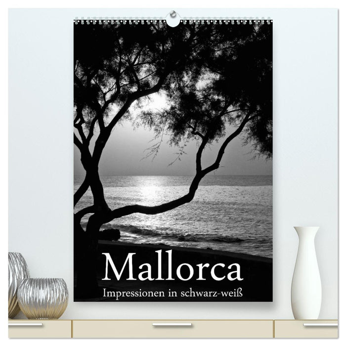 Mallorca Impressionen in schwarz-weiß (CALVENDO Premium Wandkalender 2025)