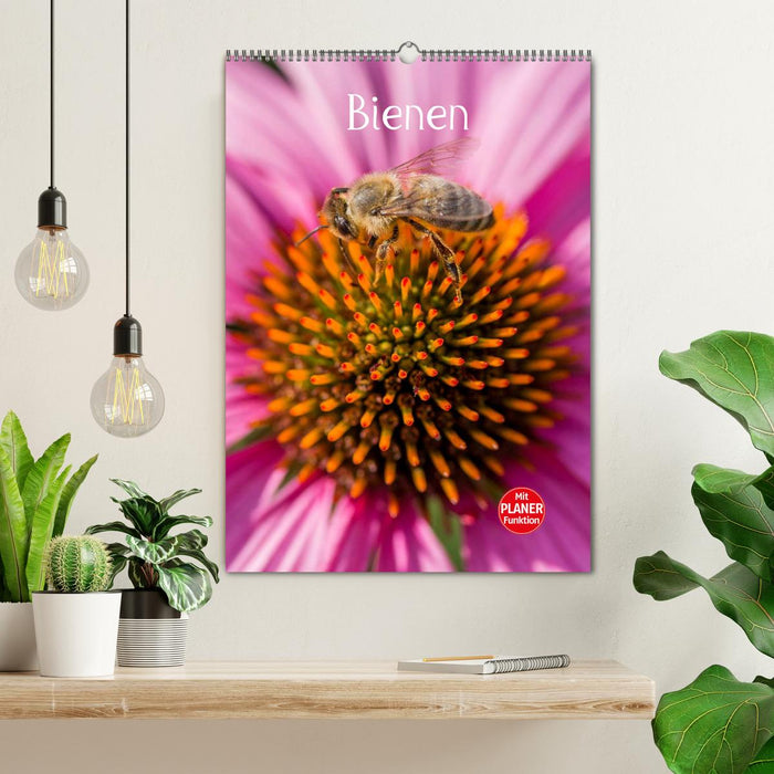 Bienenplaner (CALVENDO Wandkalender 2025)