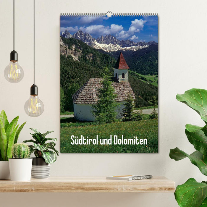 Südtirol und Dolomiten (CALVENDO Wandkalender 2025)
