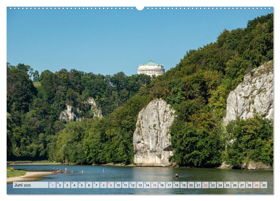 Die Donau zwischen Weltenburg und Passau (CALVENDO Wandkalender 2025)