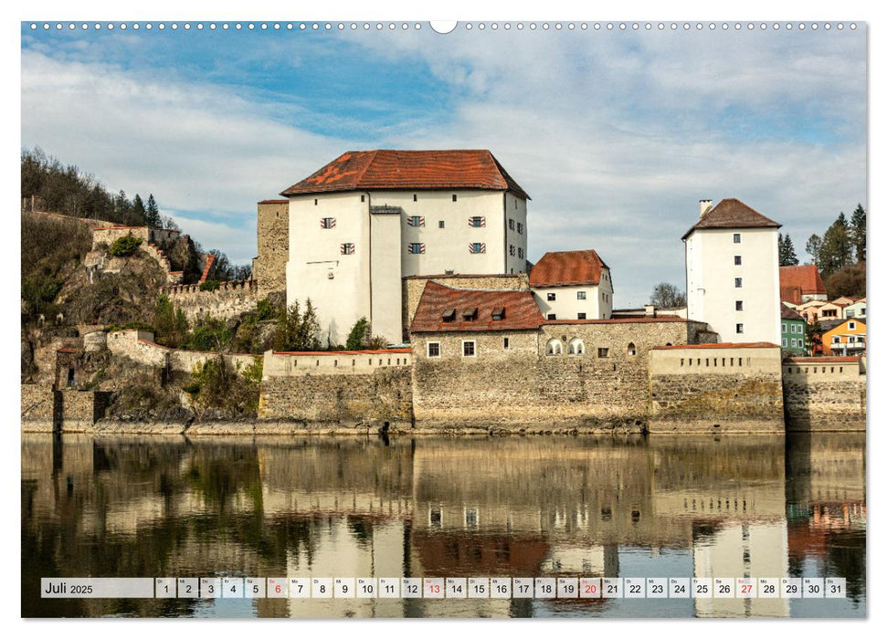 Die Donau zwischen Weltenburg und Passau (CALVENDO Premium Wandkalender 2025)