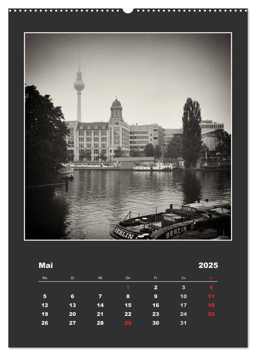 Berlin - Portrait einer Stadt (CALVENDO Premium Wandkalender 2025)