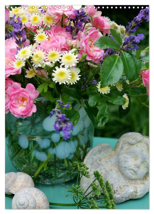 Blumensträuße aus Garten, Feld und Wald (CALVENDO Wandkalender 2025)