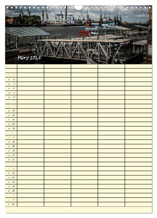 Hamburg Familienplaner (CALVENDO Wandkalender 2025)