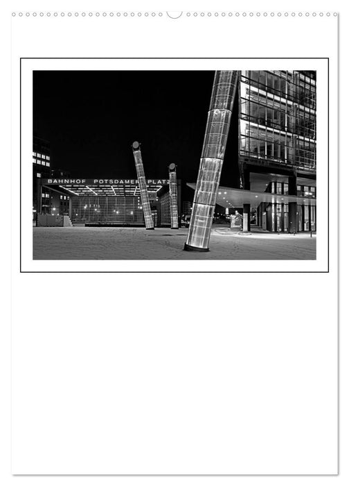 Berlin black & white (CALVENDO Wandkalender 2025)