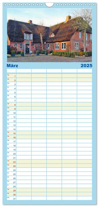Föhr... liebt in eine Insel (CALVENDO Familienplaner 2025)