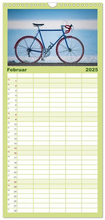 Stahlrenner - Rennrad-Klassiker aus Europa (CALVENDO Familienplaner 2025)