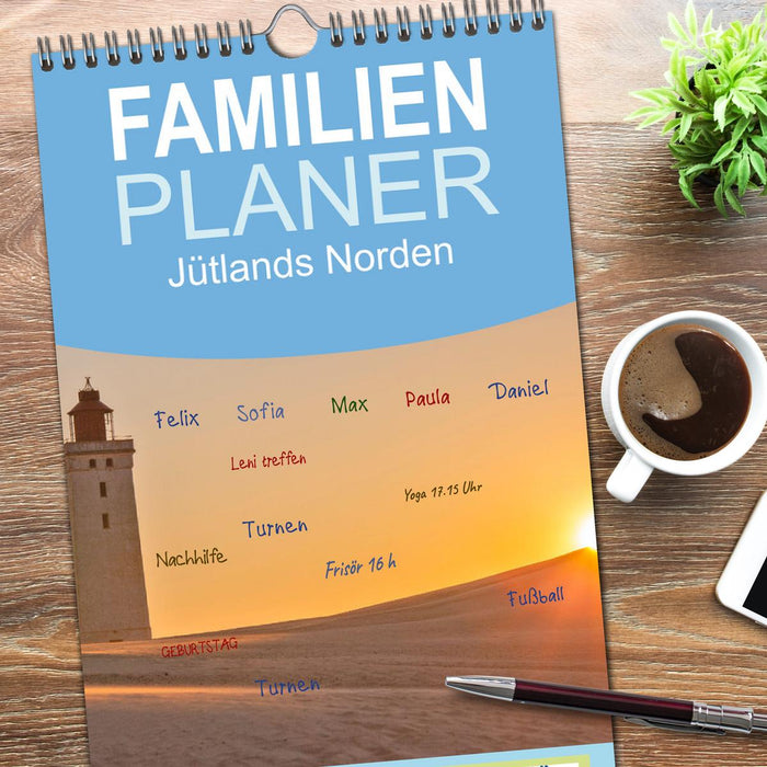 Jütlands Norden - Willkommen im Land des Lichts (CALVENDO Familienplaner 2025)