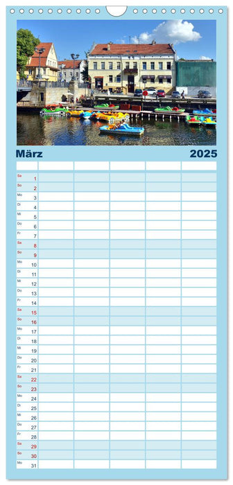 Wasser-Freuden in Memel (CALVENDO Familienplaner 2025)