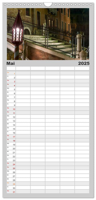 Venedig bei Nacht (CALVENDO Familienplaner 2025)