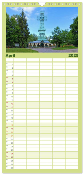 Der Harz - Schönstes Mittelgebirge Deutschlands (CALVENDO Familienplaner 2025)