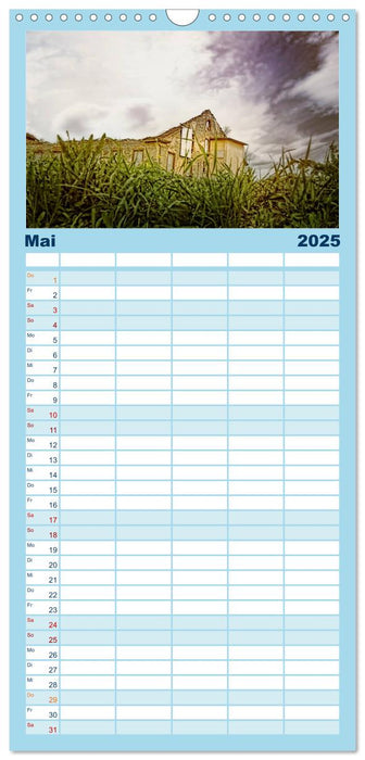 Wetterstimmungen. Dynamische Naturlandschaften (CALVENDO Familienplaner 2025)