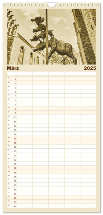 Riga – Ein Kalender im Zeitungsstil (CALVENDO Familienplaner 2025)