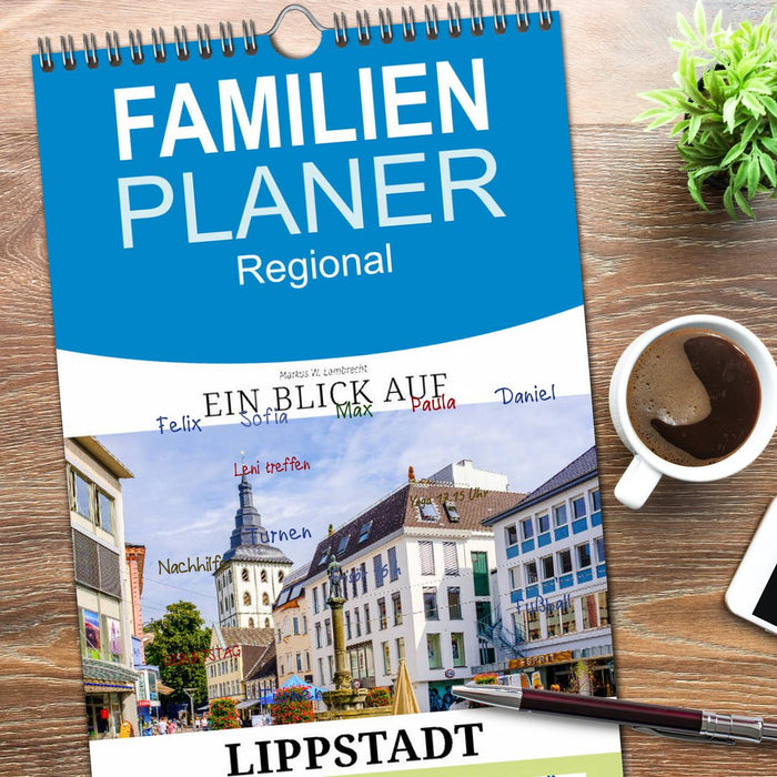 Ein Blick auf Lippstadt (CALVENDO Familienplaner 2025)