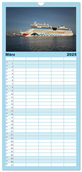 Kreuzfahrt Warnemünde (CALVENDO Familienplaner 2025)