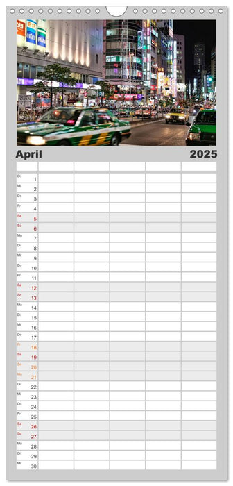 Tokio - Hightech und Menschenmassen (CALVENDO Familienplaner 2025)