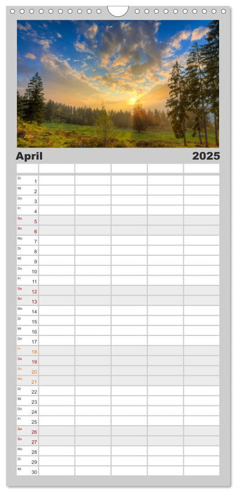 Licht über oberbayrischen Bergen und Seen (CALVENDO Familienplaner 2025)