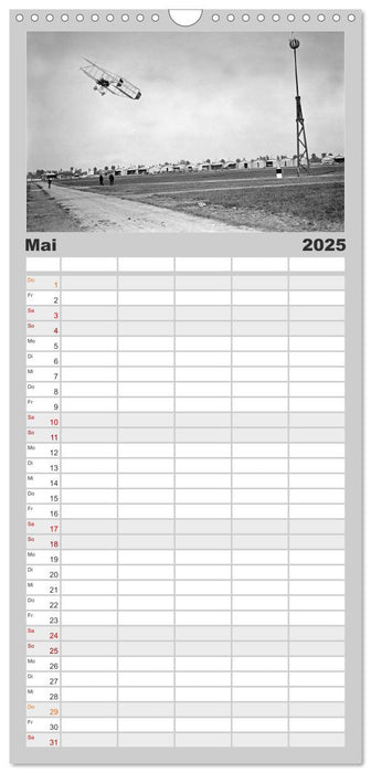 Flugpioniere - Der Traum vom Fliegen (CALVENDO Familienplaner 2025)