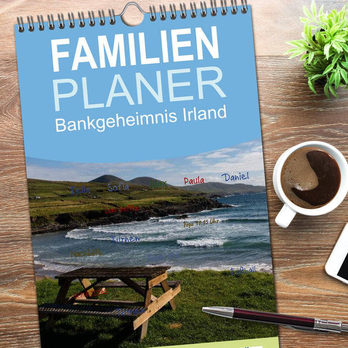 Bankgeheimnis Irland 2025 (CALVENDO Familienplaner 2025)