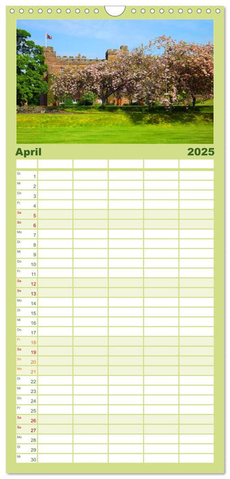 Schottlands Burgen und Ruinen (CALVENDO Familienplaner 2025)