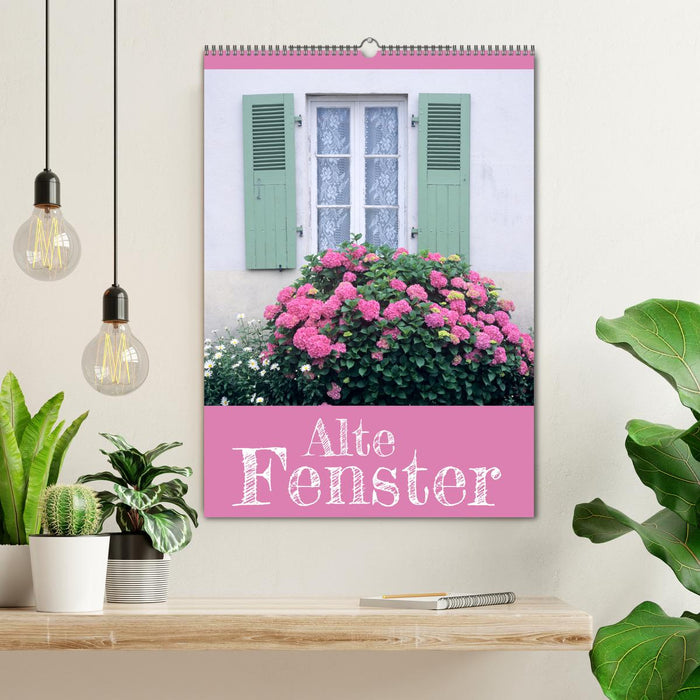 Alte Fenster (CALVENDO Wandkalender 2025)