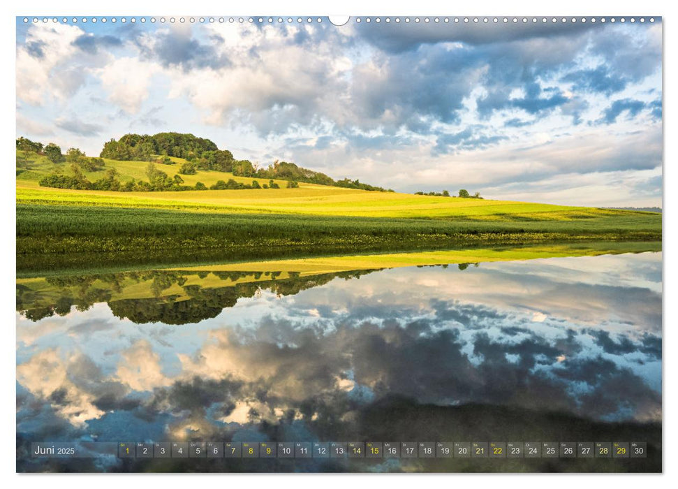 Magie gespiegelter Welten (CALVENDO Wandkalender 2025)