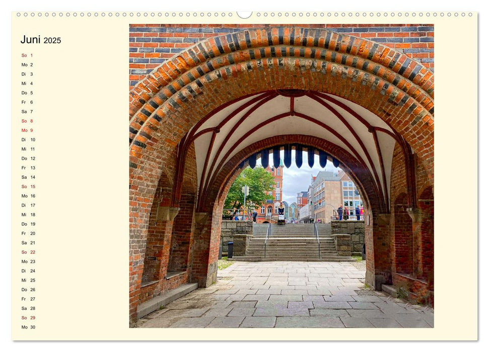 Lübeck, Stadt auf der Insel (CALVENDO Premium Wandkalender 2025)