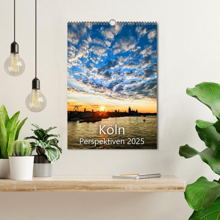 Köln - Perspektiven - Landmarks und andere Lieblingsorte (CALVENDO Wandkalender 2025)