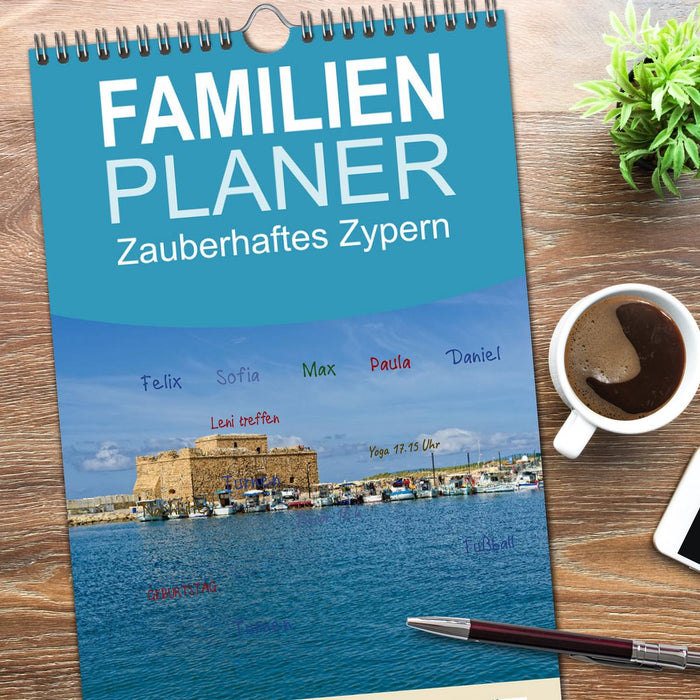 Zauberhaftes Zypern (CALVENDO Familienplaner 2025)