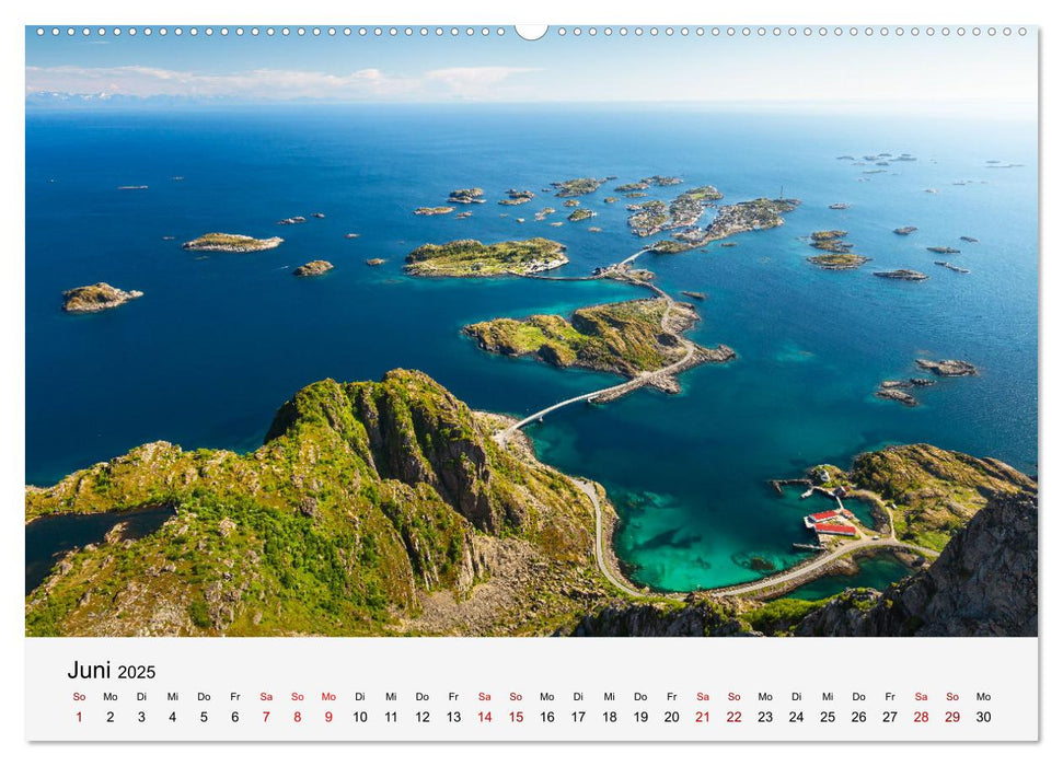 Farben der Lofoten - Jahreszeiten jenseits des Polarkreises (CALVENDO Wandkalender 2025)