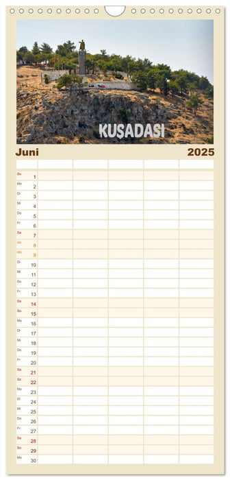 Urlaub in Kusadasi - Sonne, Strand und Kultur in der Türkei (CALVENDO Familienplaner 2025)