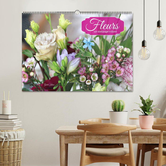 Fleurs - un mélange coloré (CALVENDO Calendrier mensuel 2026)